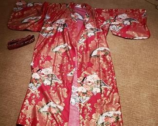 KIMONO MADE IN JAPAN