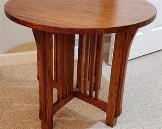 MISSION STYLE END TABLE