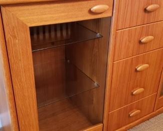 BUFFET GLASS DOORS ON EACH END