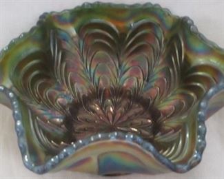 Peacock tail carnival glass bowl