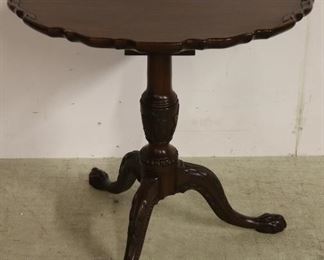 Tilt top table with pie crust edge