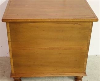 Southern Pine lift top chest