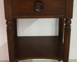 Kindel one drawer stand