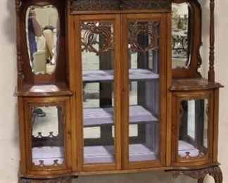 Fancy carved mahogany etagere