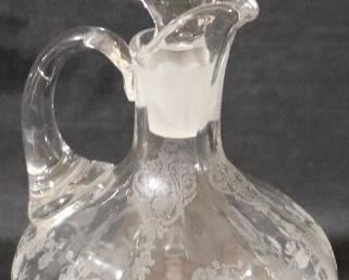 Cambridge Rose Point cruet