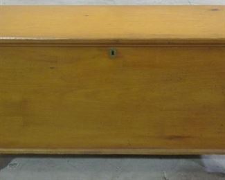 Dovetailed blanket box