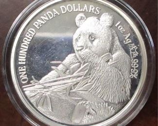 one hundred Panda Dollars / 1 oz coin