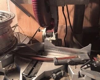 Tables saw