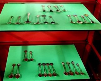 SILVERWARE SPOONS COLLECTION - 