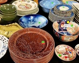 CHINA DISHES AND BOWLS - SOME POTTERY