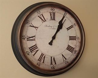 LARGE ROUND WALL CLOCK