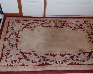 AREA RUG