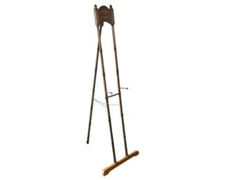 37. Decorative Bamboo Easel