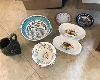 184. Six 6 Piece Lot Ceramic Dishes