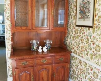 China cupboard, Print