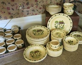 CA pottery Metlox Poppytrails dinnerware set