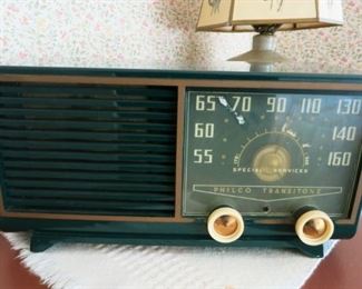 Vintage Philco Transitone Radio