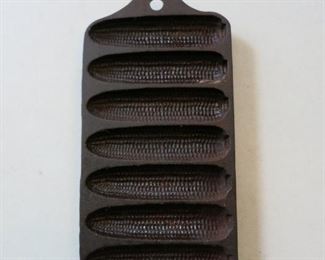 Griswold Mini corn bread cast iron pan, No 262