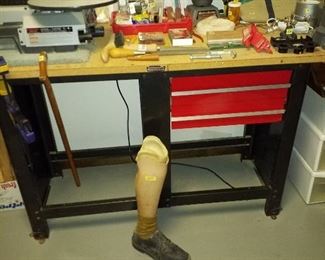 Craftsman work bench