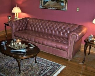 Leather tuffed sofa