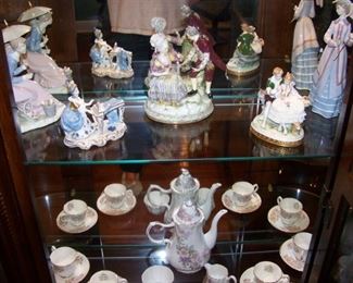 Meissen figure (center)