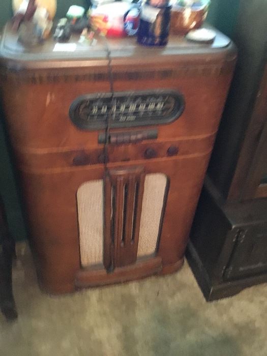 Vintage RCA Radiola