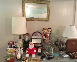 Decor & collectibles; lamps