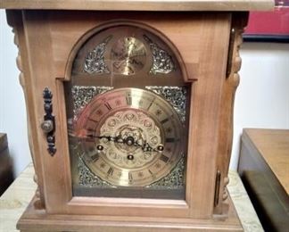 Vintage Table Clock 