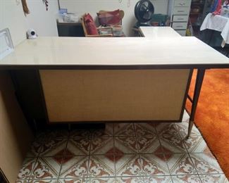 Mid Century Modern L-shaped desk (in the style of George Nelson)
