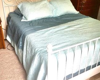 Queen Metal white Bed Frame