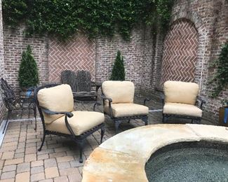 More outdoor furniture 