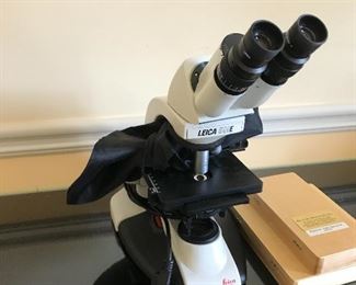 Leica microscope & accessories including slides