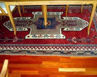 Turkish kelim hand knotted wool rug. Approx. 8 1/2 by 5 1/2. 