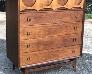 Broyhill Brasilia chest 