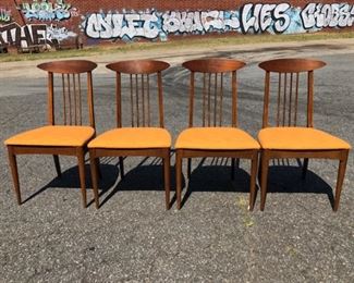 Broyhill Sculptra dining chairs