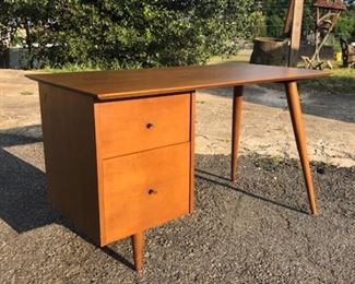 Paul McCobb desk