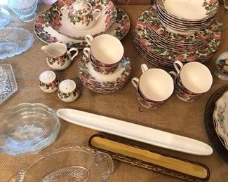Antique/Vintage Franciscan China, collectible Glassware and More!