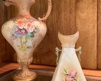 21. Floral & Gold Porcelain Vase (8'')
22. Porcelain Bud Vase (5.5'')