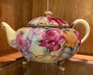 39. Porcelain Floral Teapot (5'')