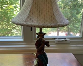 153. Fox Lamp (18'')