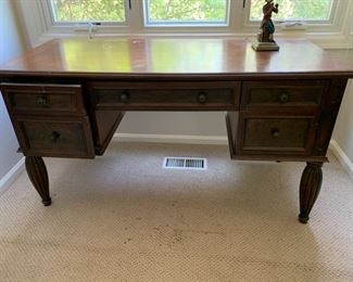 150. 5 Drawer Inlayed Mahogany Desk (56'' x 24'' x 30'')