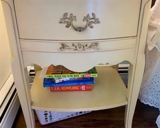 1. Vintage Provincial Cream 1 Drawer Bedside Table (22" x 17" x 26")