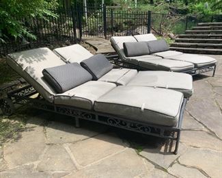 86. Double Lounge Chair w/ Adjustable Back of Powder-Coated Aluminum w/ Cushion (50" x 84" x 32")