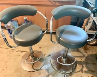 96. Pair of Vintage Chrome & Vinyl Swivel Bar Stools (21" x 38", Seat Ht. 25")