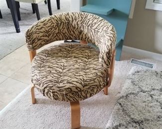 Side chair