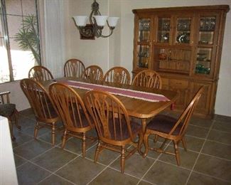 Beautiful Dining room set!  10 chairs!!!  