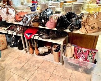 BMaKOWSKY,Ed Hardy, Kathy, coach, fossil, vintage handbags