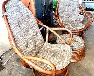 mid century modern chairs with Ottoman