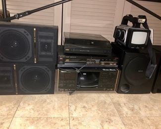 Electronics & stereos
