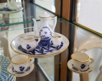 Delft Blue Mini Tea Set
